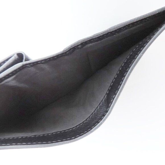 Auth Prada - Black Leather Bifold #79291P32B - Picture 6 of 7